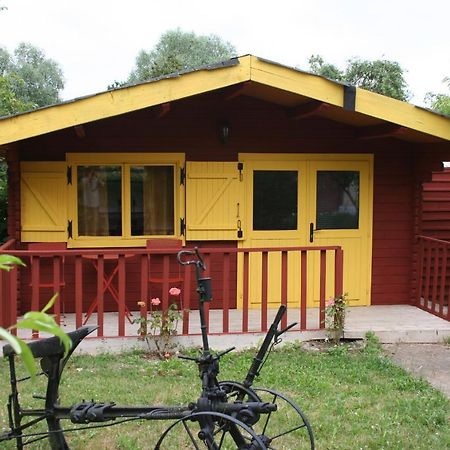 Montigny  Chalet Aux Pied Des Vignes מראה חיצוני תמונה