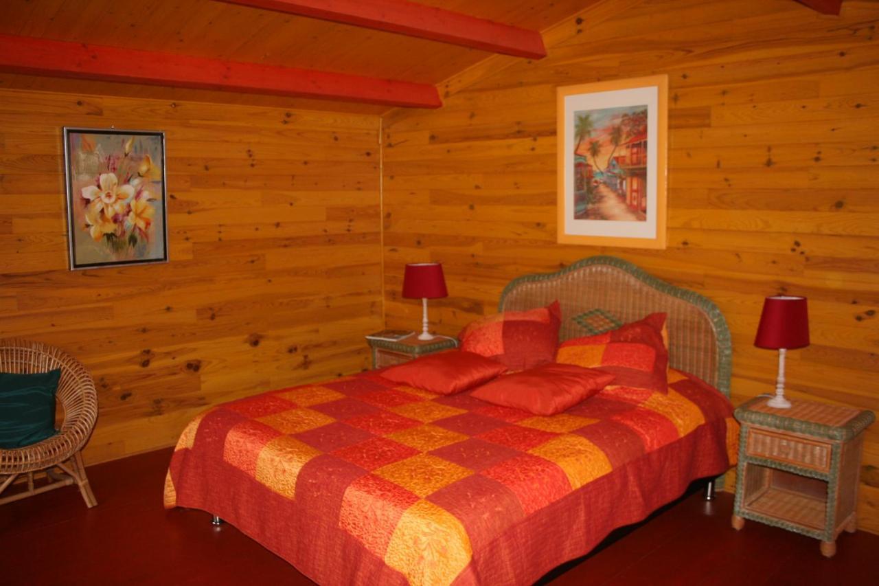 Montigny  Chalet Aux Pied Des Vignes מראה חיצוני תמונה